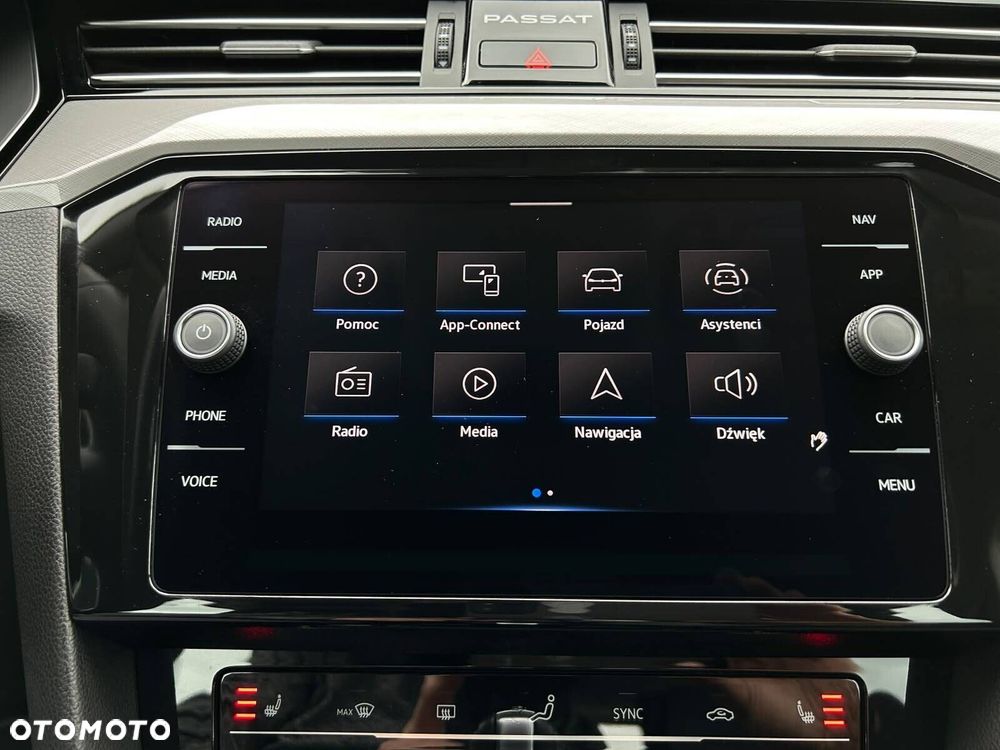 Volkswagen Passat - 29