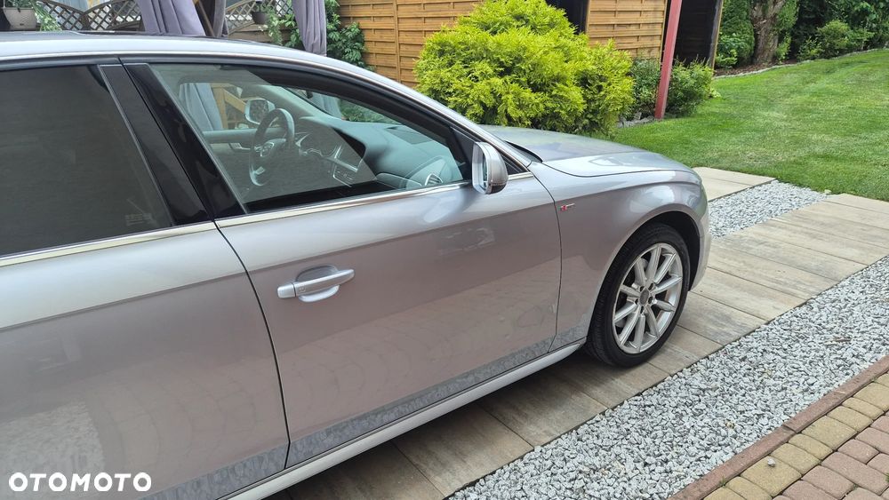 Audi A4 Limousine - 8