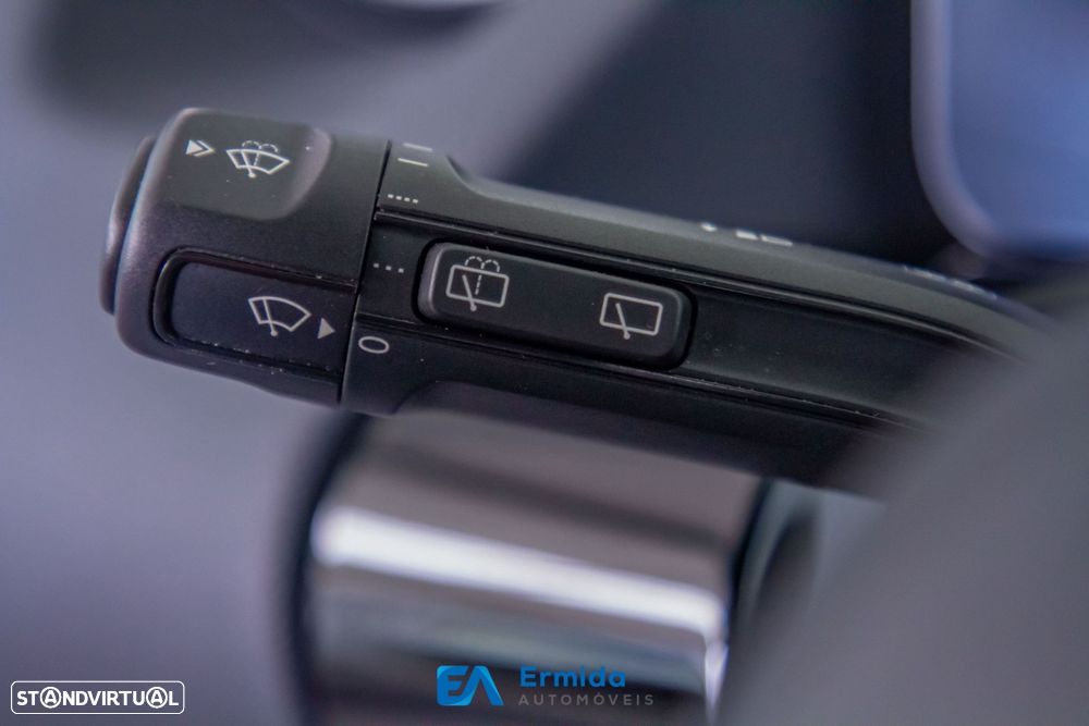 Mercedes-Benz GLA 250 - 51