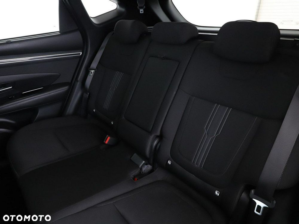 Hyundai Tucson 1.6 T-GDi HEV 2WD Advantage - 18
