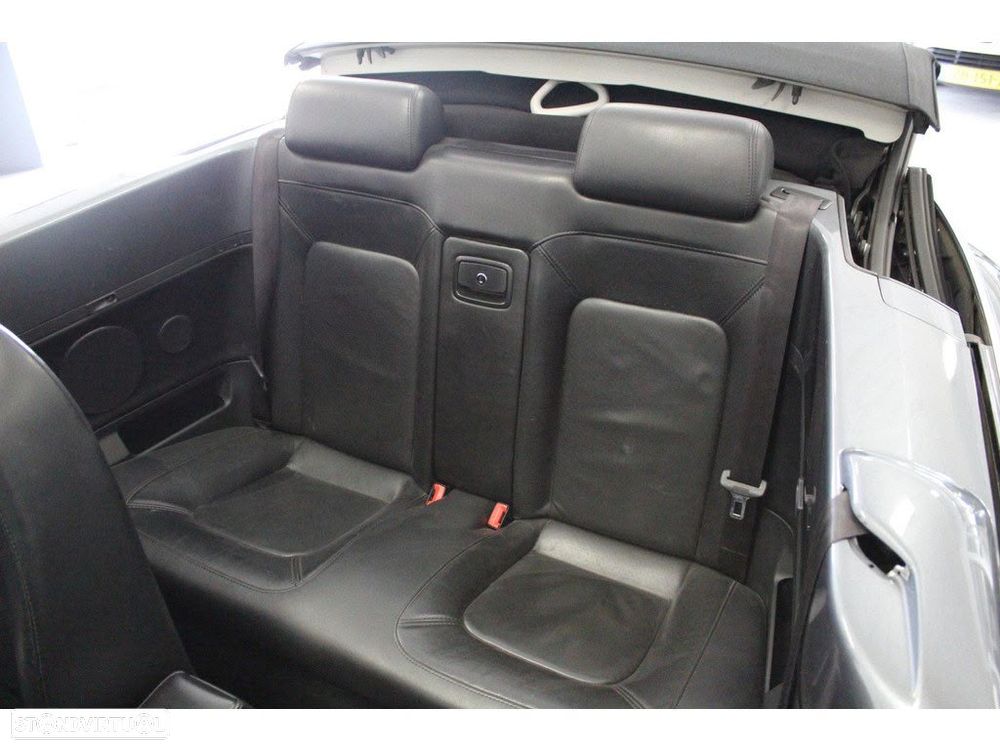VW New Beetle Cabriolet 1.6 United - 13