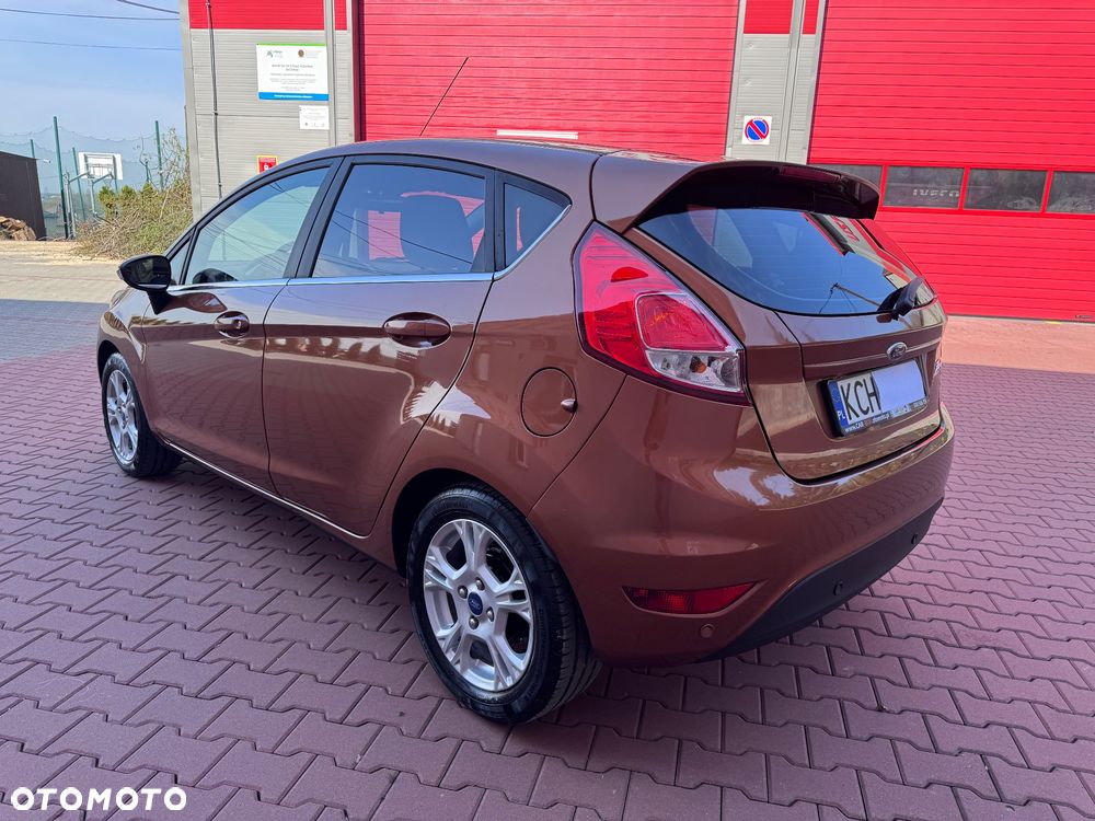 Ford Fiesta 1.25 Titanium EU5 - 12