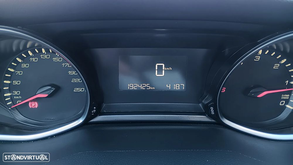 Peugeot 308 SW 1.6 BlueHDi Active - 14