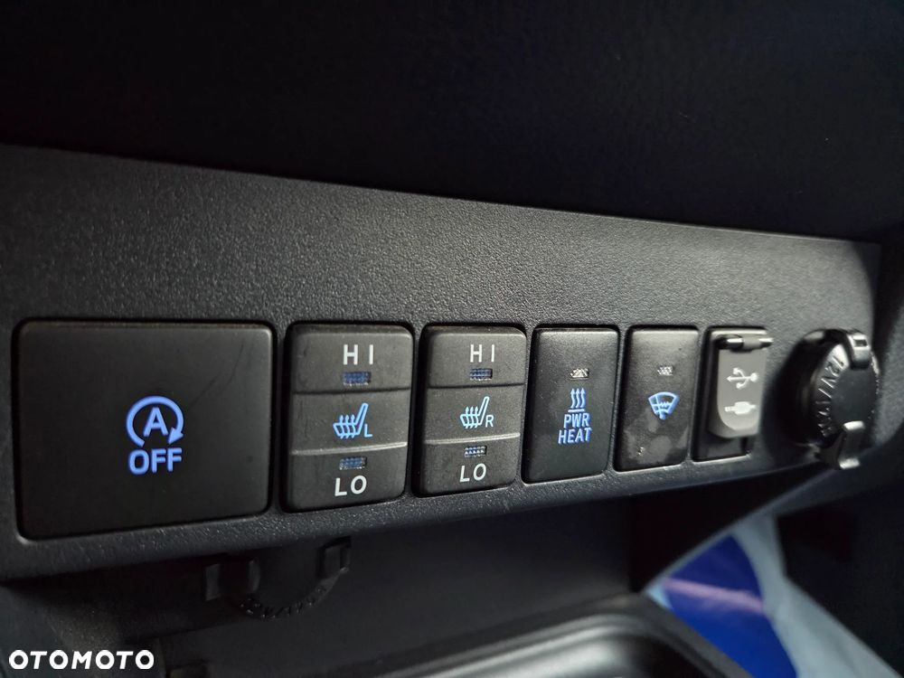 Toyota RAV4 2.0 D-4D Premium 4x2 - 34