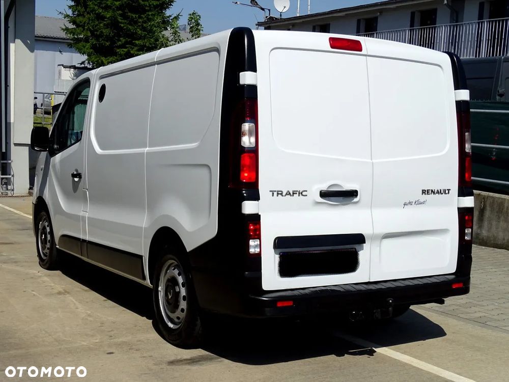 Renault TRAFIC - 8