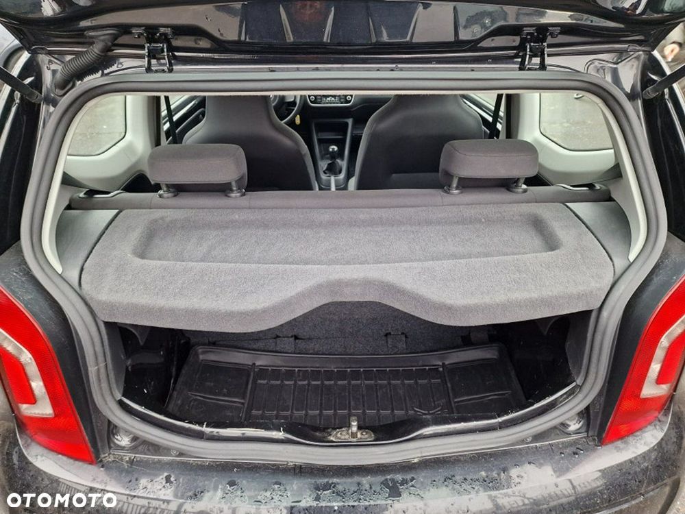 Volkswagen up! 1.0 street EU6 - 18