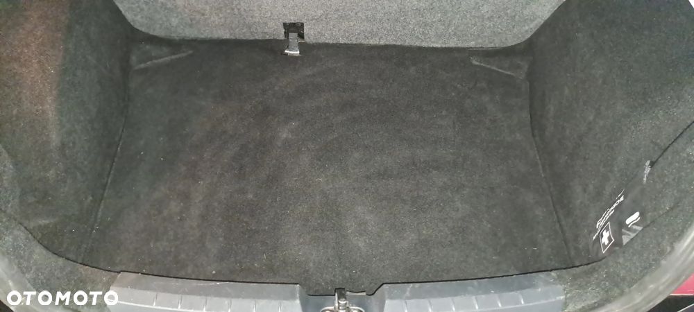 Seat Ibiza SC 1.4 16V Reference - 24