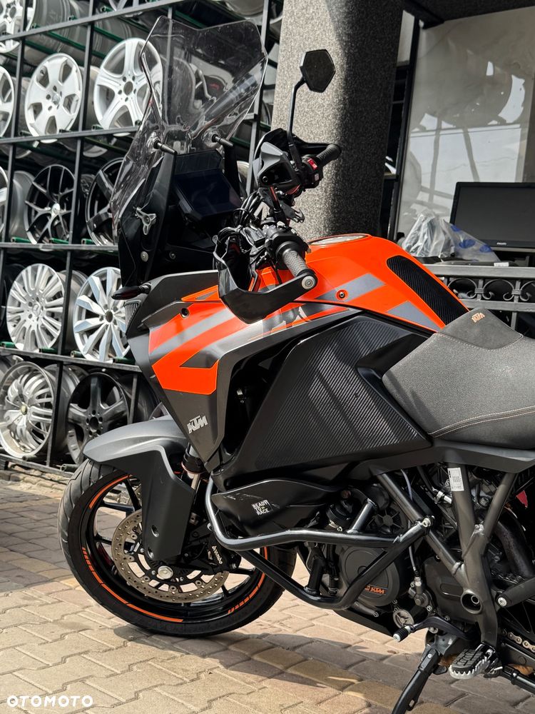 KTM Adventure - 2