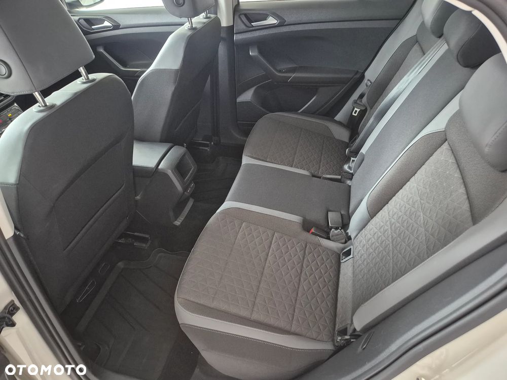 Volkswagen T-Cross 1.0 TSI Style - 28