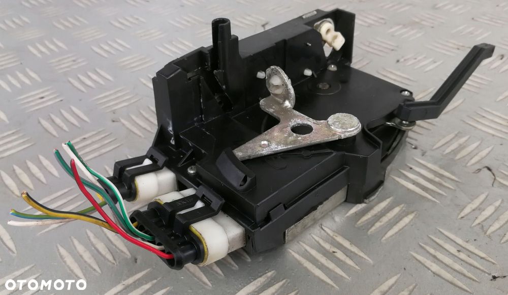 zamek rygiel drzwi lewy przód 5+2 pin MASERATI 3200 4200 GT 1998-2002 EURO - 1