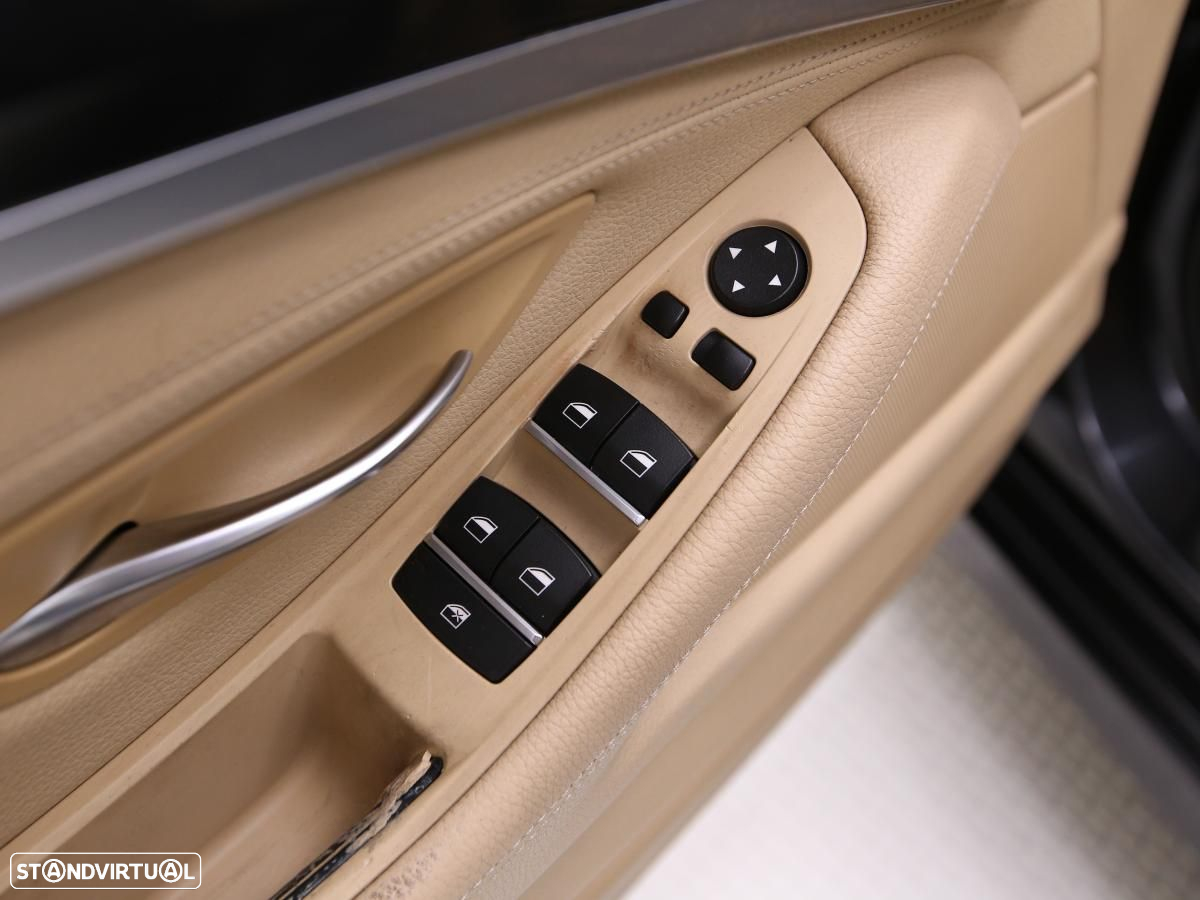 BMW 520 - 24