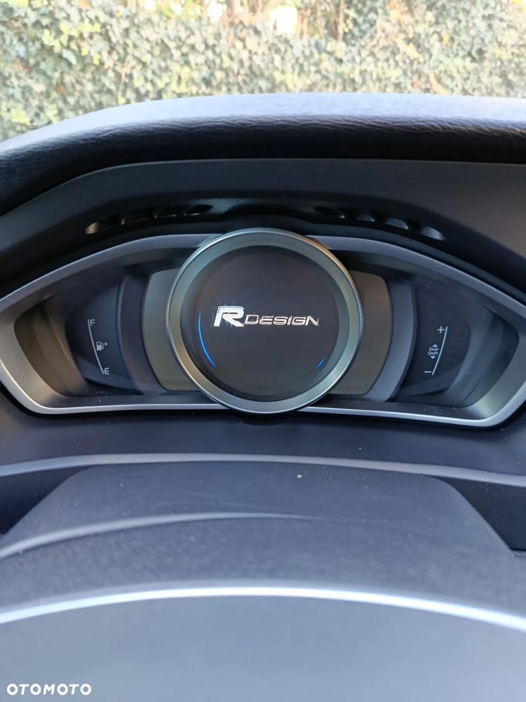 Volvo V40 D4 RDesign - 17