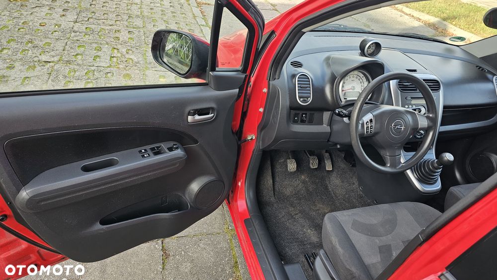 Opel Agila - 10
