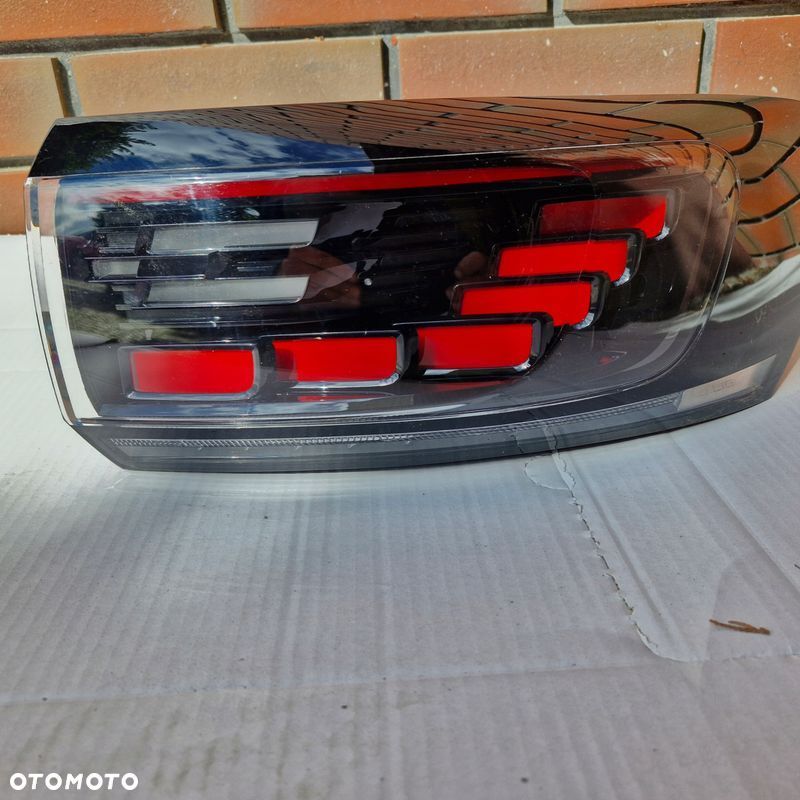 LAMPA PRAWA TYŁ TYLNA VW ID.4 11A945208A