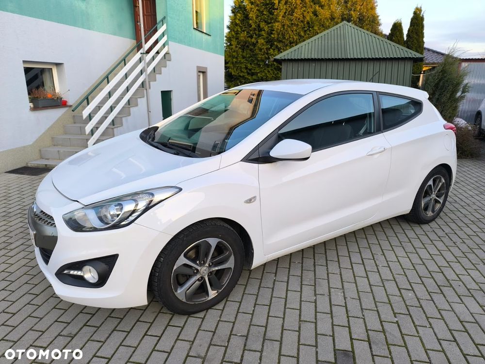 Hyundai i30 1.6 CRDi Comfort DCT - 2
