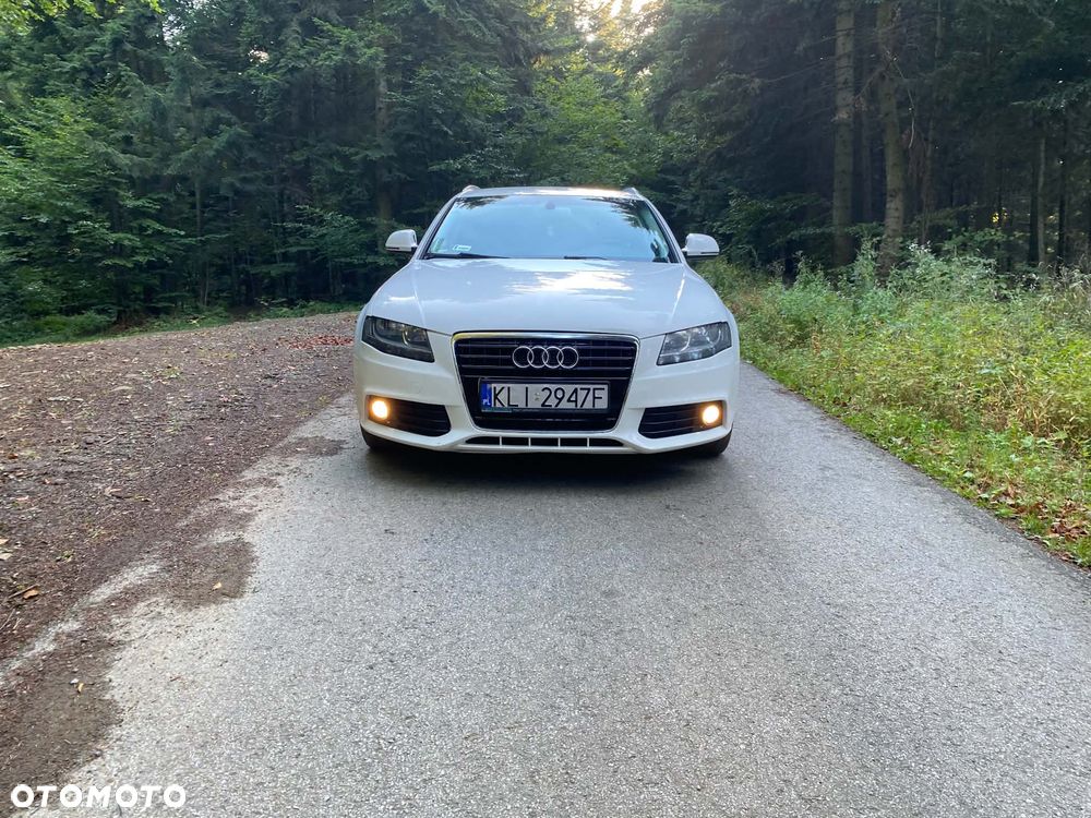 Audi A4 Avant - 4