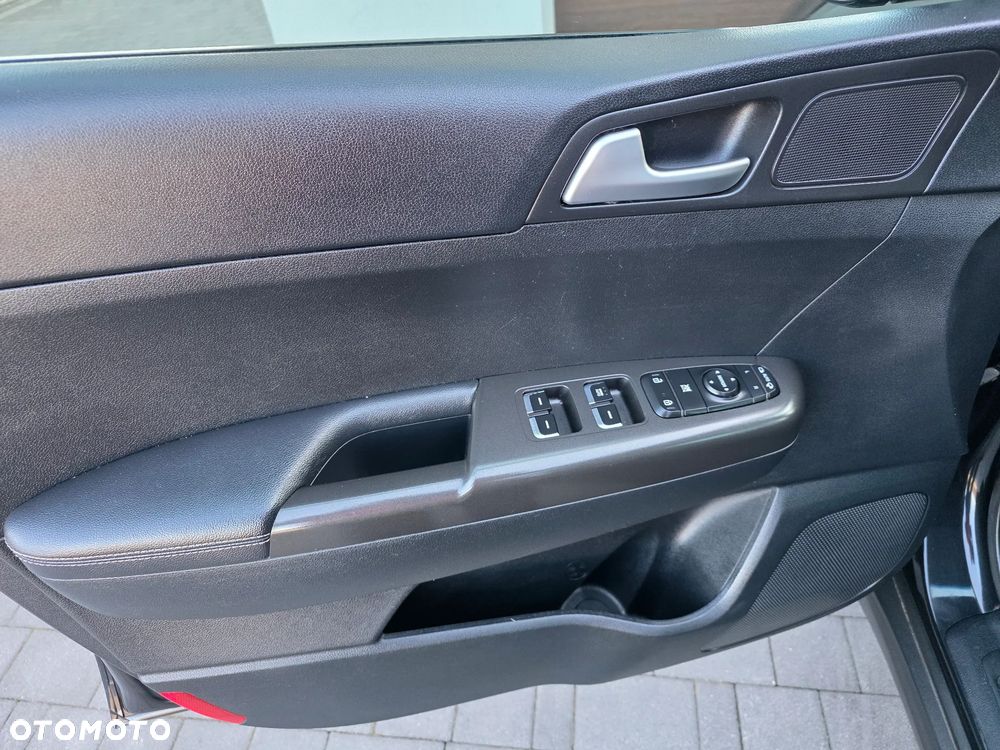Kia Sportage 1.6 GDI L 2WD - 17