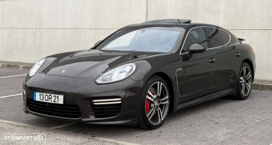 Porsche Panamera Turbo PDK - 1