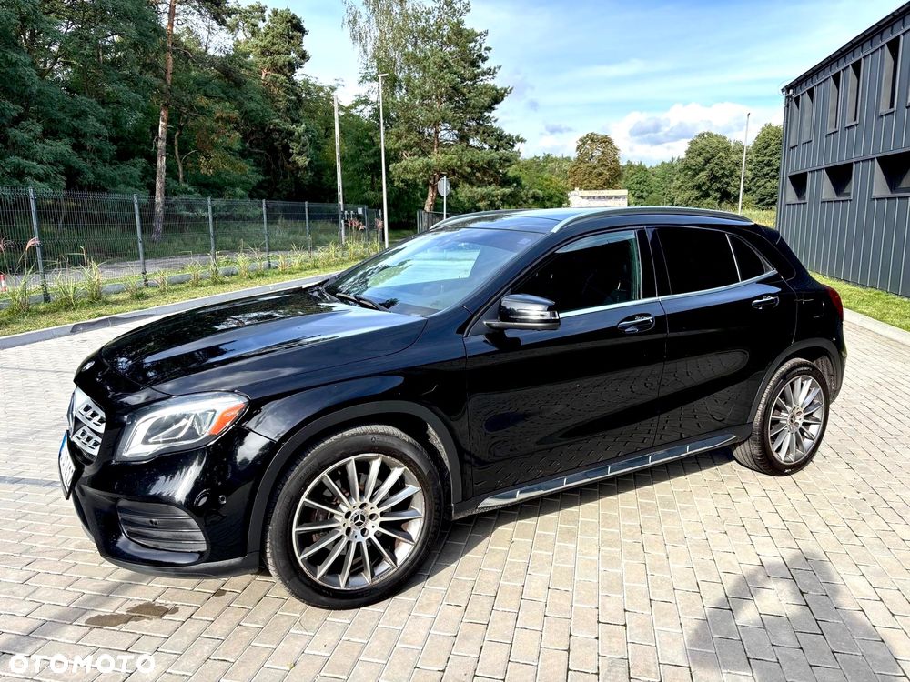 Mercedes-Benz GLA 250 4-Matic - 3