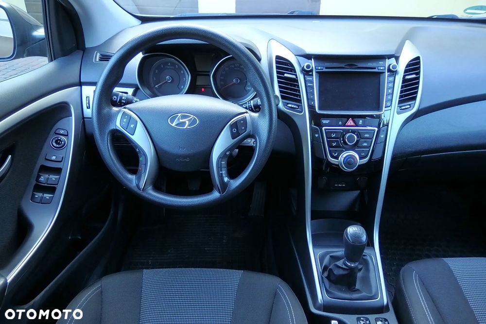 Hyundai i30 1.4 Premium - 5