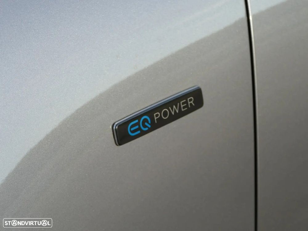 Mercedes-Benz CLA 250 e - 6