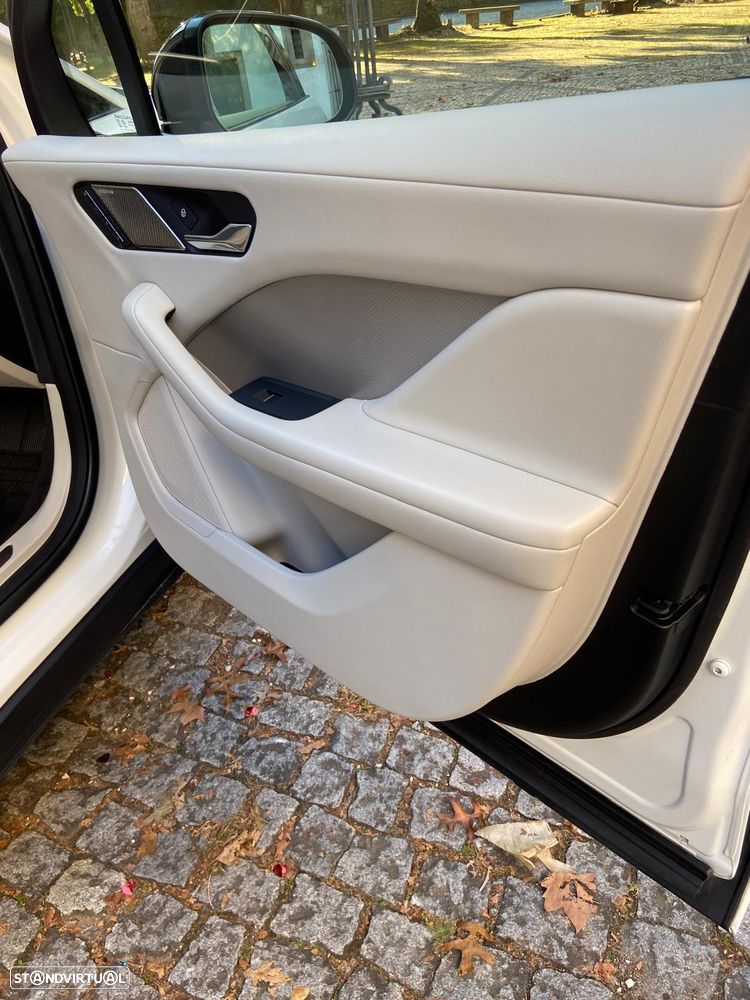 Jaguar I-Pace SE AWD Aut. - 37
