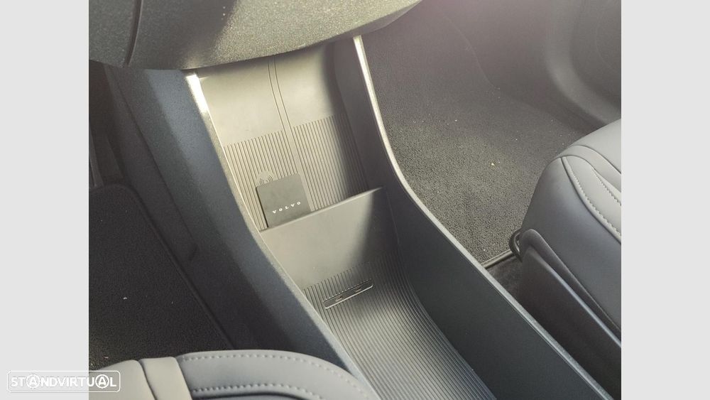 Volvo EX30 69 kWh Single Motor Extended Range Core - 19