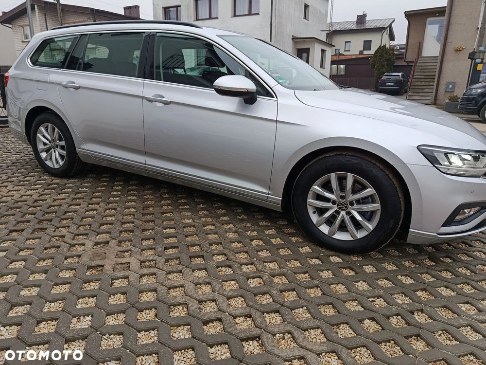 Volkswagen Passat 2.0 TDI SCR DSG - 34