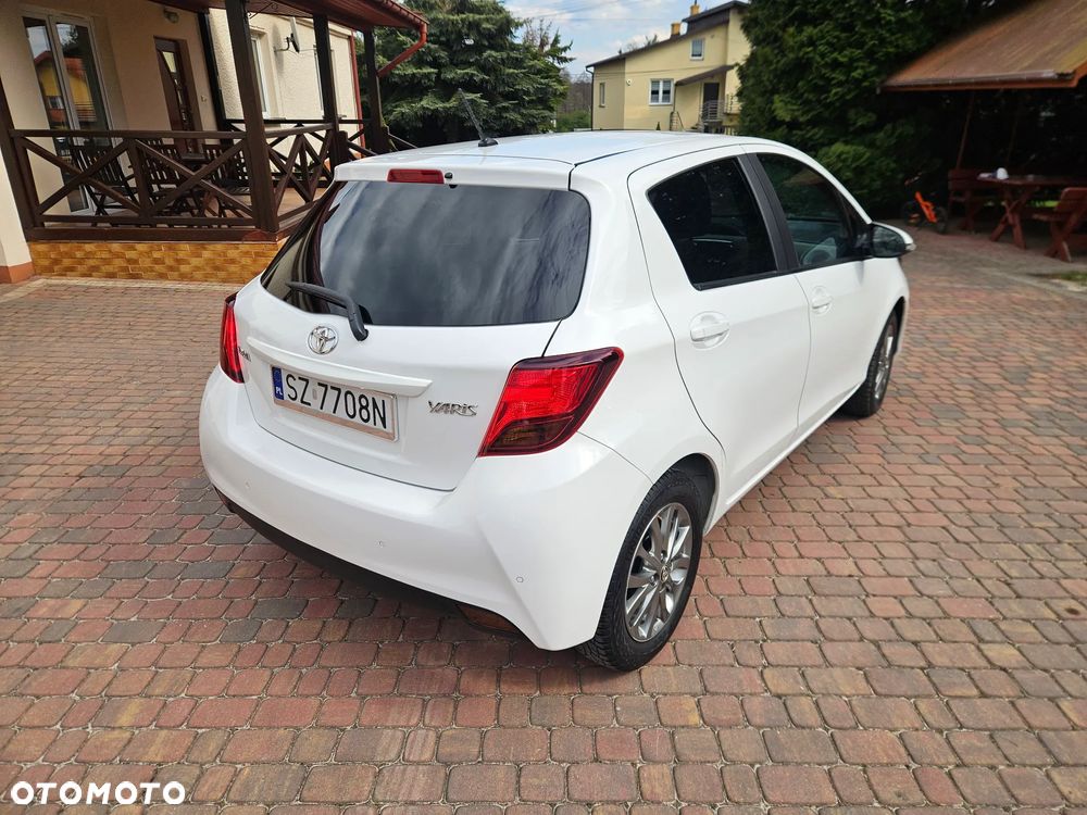 Toyota Yaris 1.33 Premium - 5