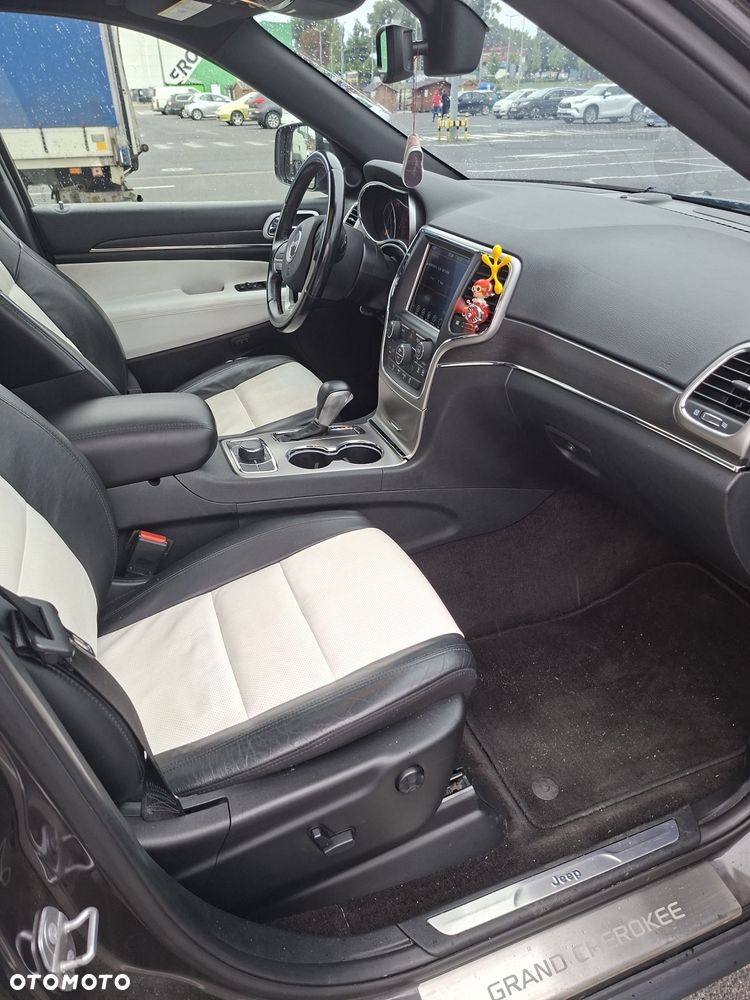 Jeep Grand Cherokee - 7
