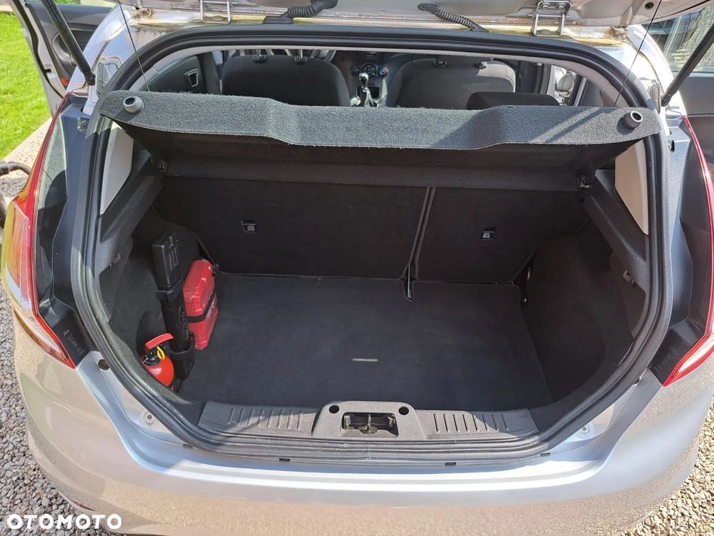 Ford Fiesta - 12