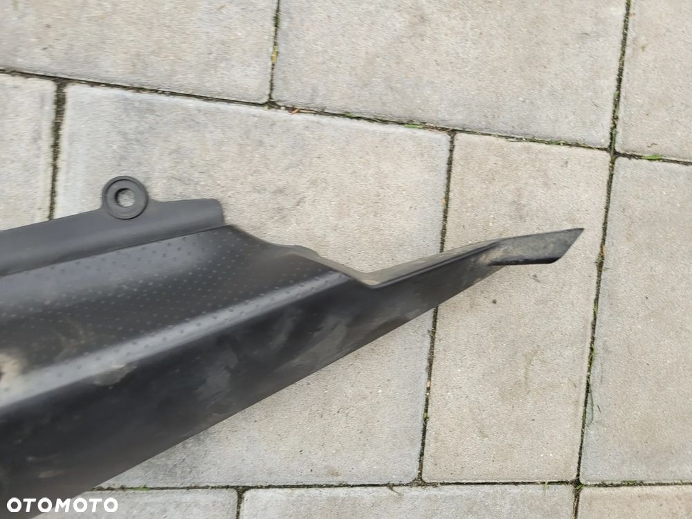 Owiewka, osłona, wypełnienie, ogon, zadupek Yamaha XT 125 - 4