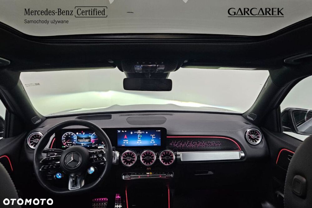 Mercedes-Benz GLB - 17