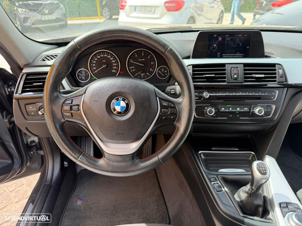 BMW 318 d xDrive Line Sport - 13