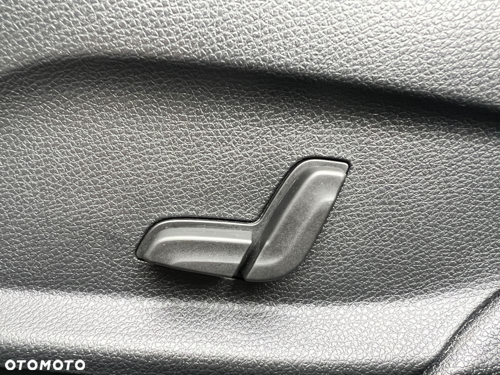 Mercedes-Benz GLC 200 4Matic 9G-TRONIC - 19