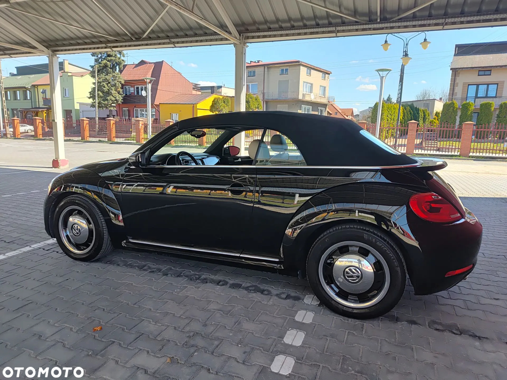 Volkswagen Beetle The Cabriolet 1.6 TDI BlueMotion Technology 50s - 14