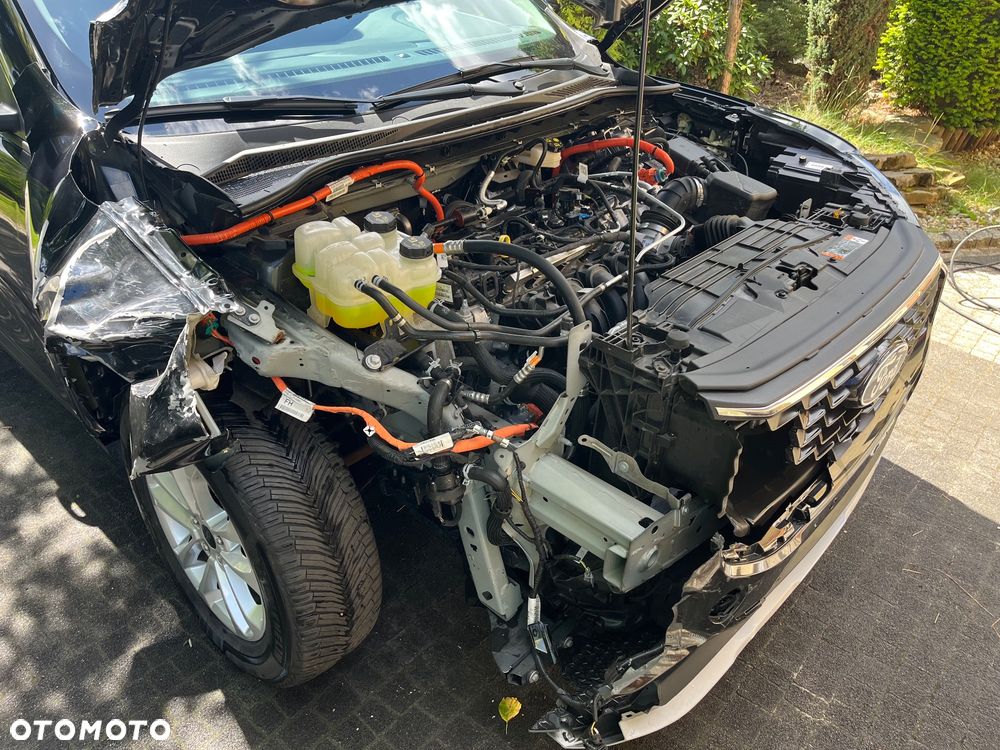 Ford Kuga 2.5 Duratec FHEV TITANIUM - 26