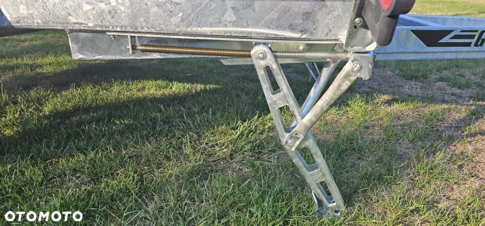 Głowacz pod balę saunę jacuzzi - 4