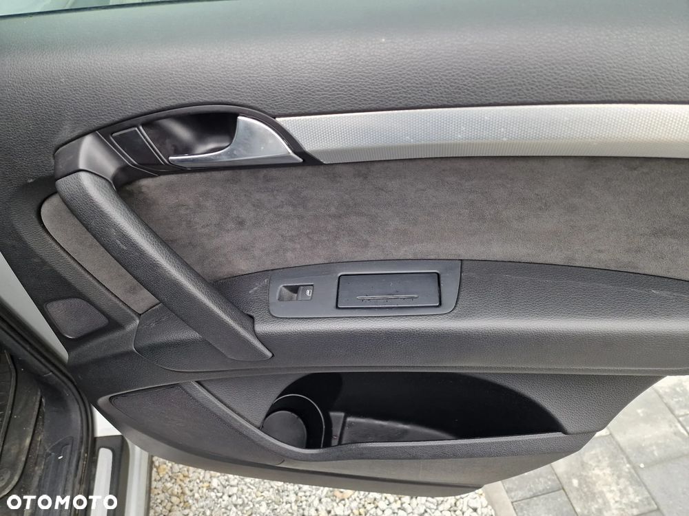 Audi Q7 3.0 TDI Quattro Tiptronic - 11