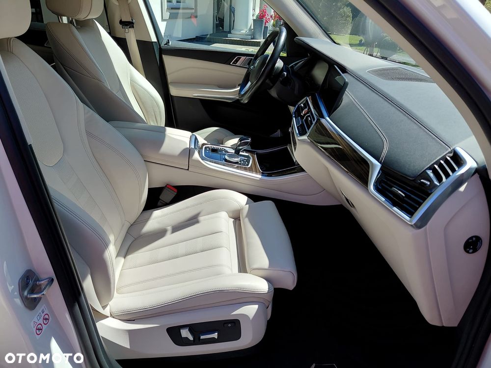 BMW X5 xDrive30d mHEV - 18
