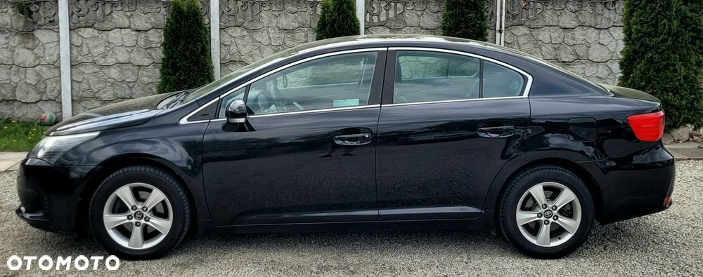 Toyota Avensis 2.0 D-4D Sol - 35