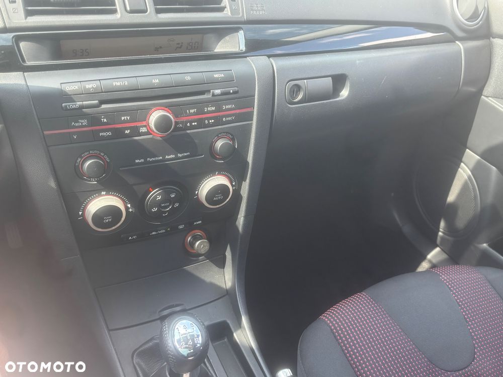 Mazda 3 1.6 Sport Active - 12