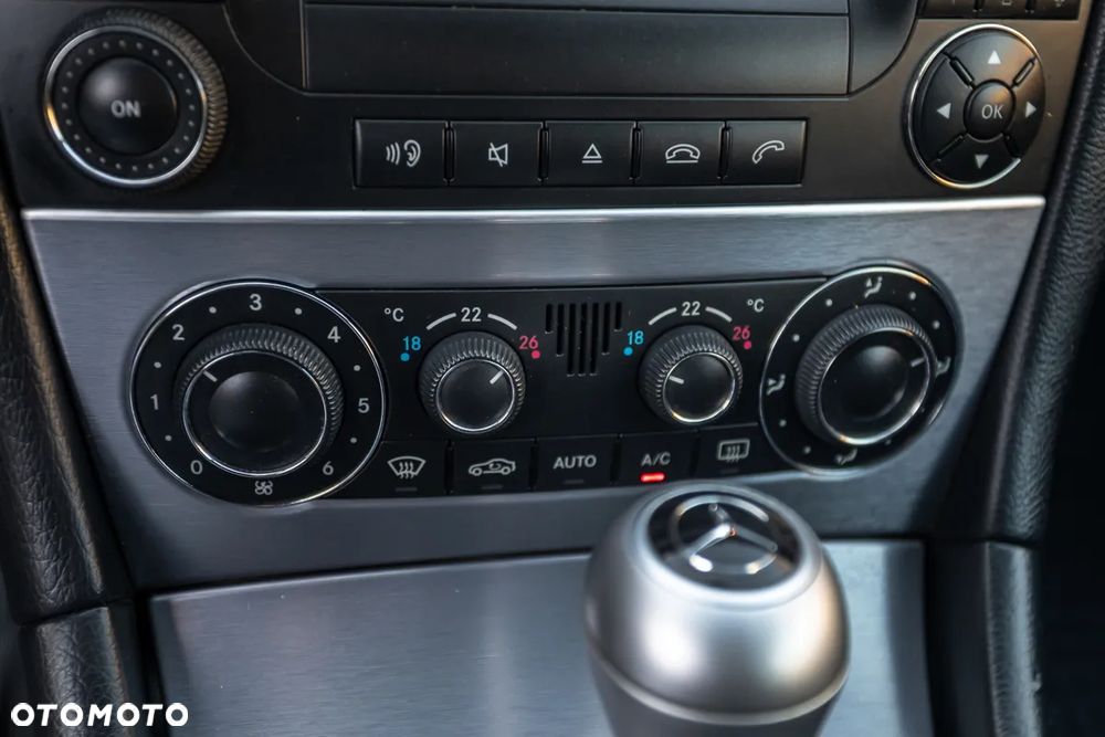 Mercedes-Benz CLC - 24