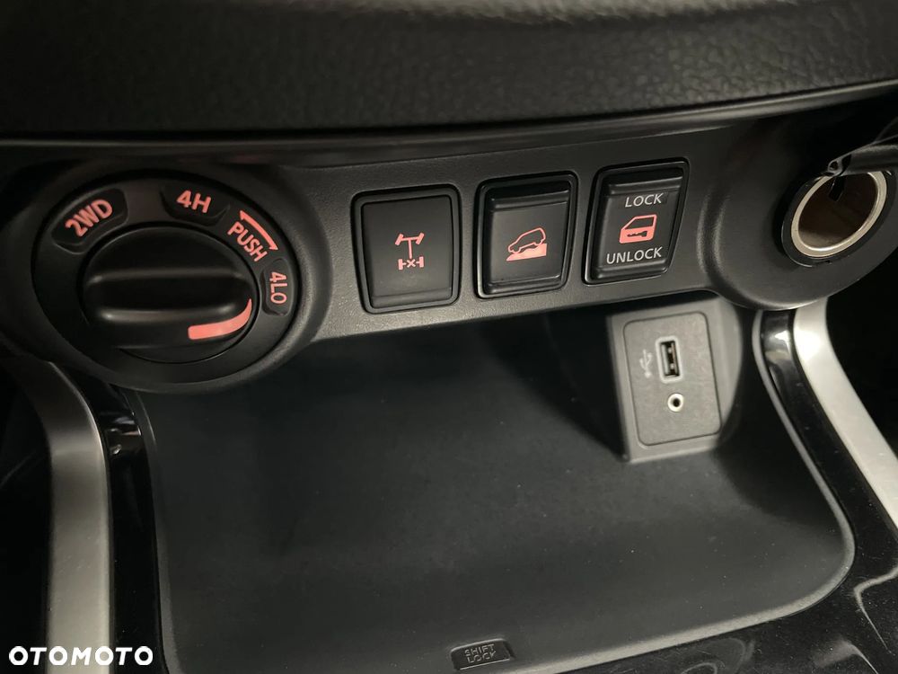 Nissan Navara - 23