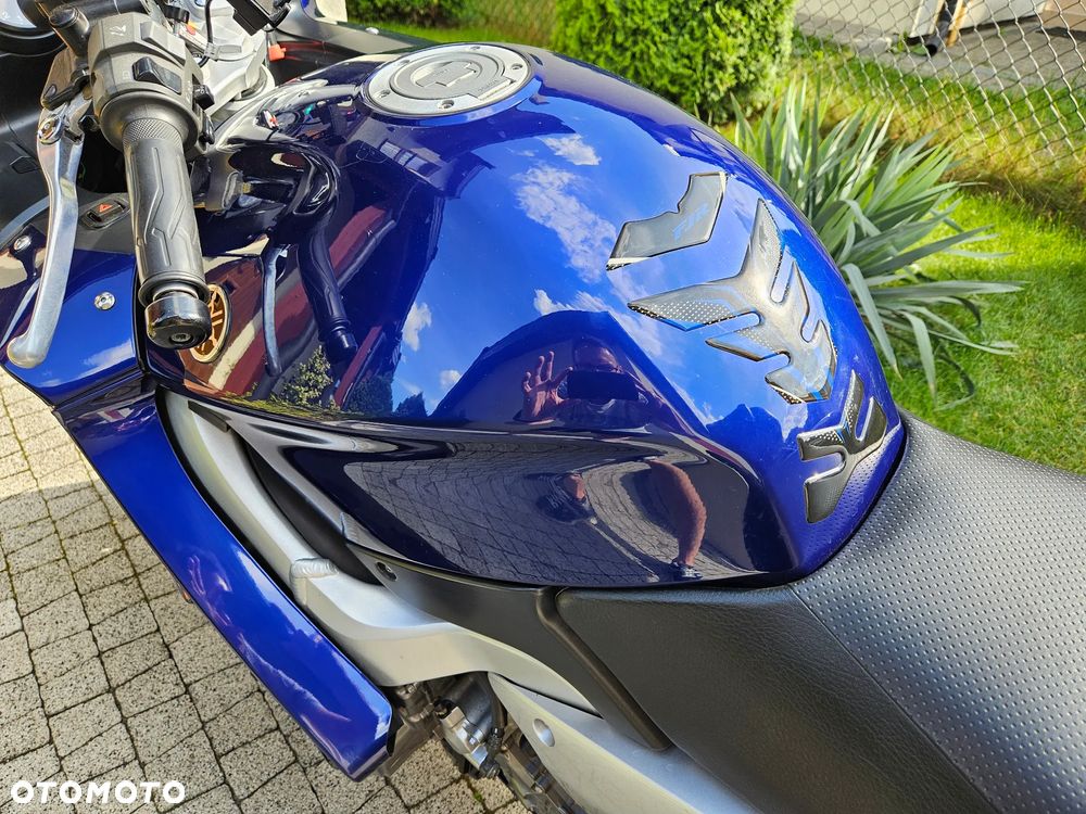 Yamaha FJR - 4