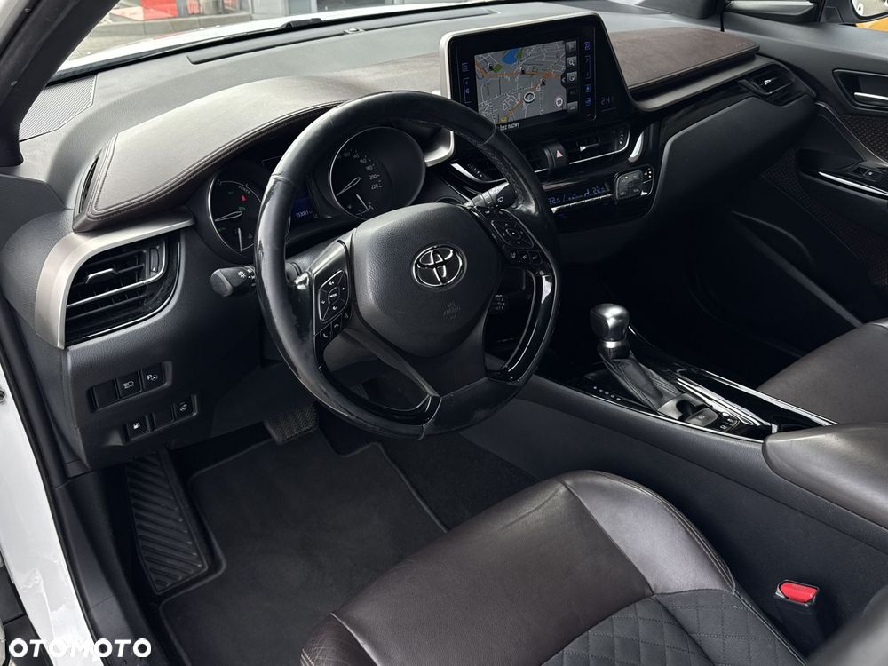 Toyota C-HR - 13