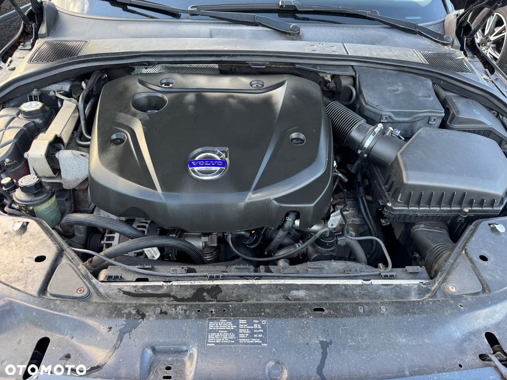 Volvo V70 D4 Momentum - 8