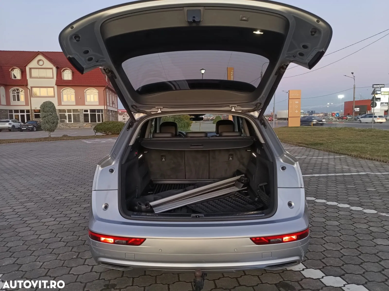 Audi Q5 2.0 TFSI Quattro S tronic design - 14