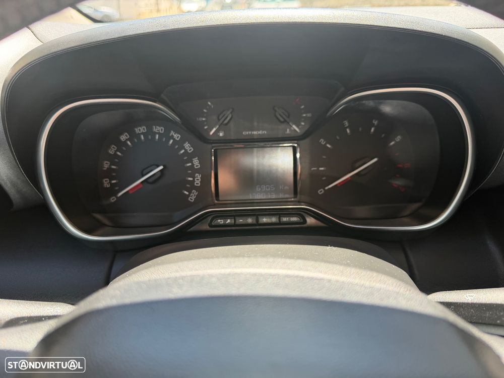 Citroën C3 Aircross 1.6 BlueHDi Shine S&S - 28