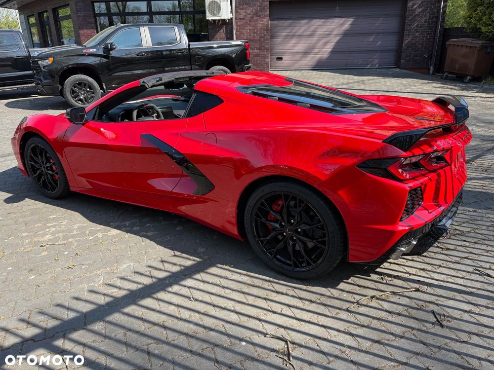 Chevrolet Corvette - 16